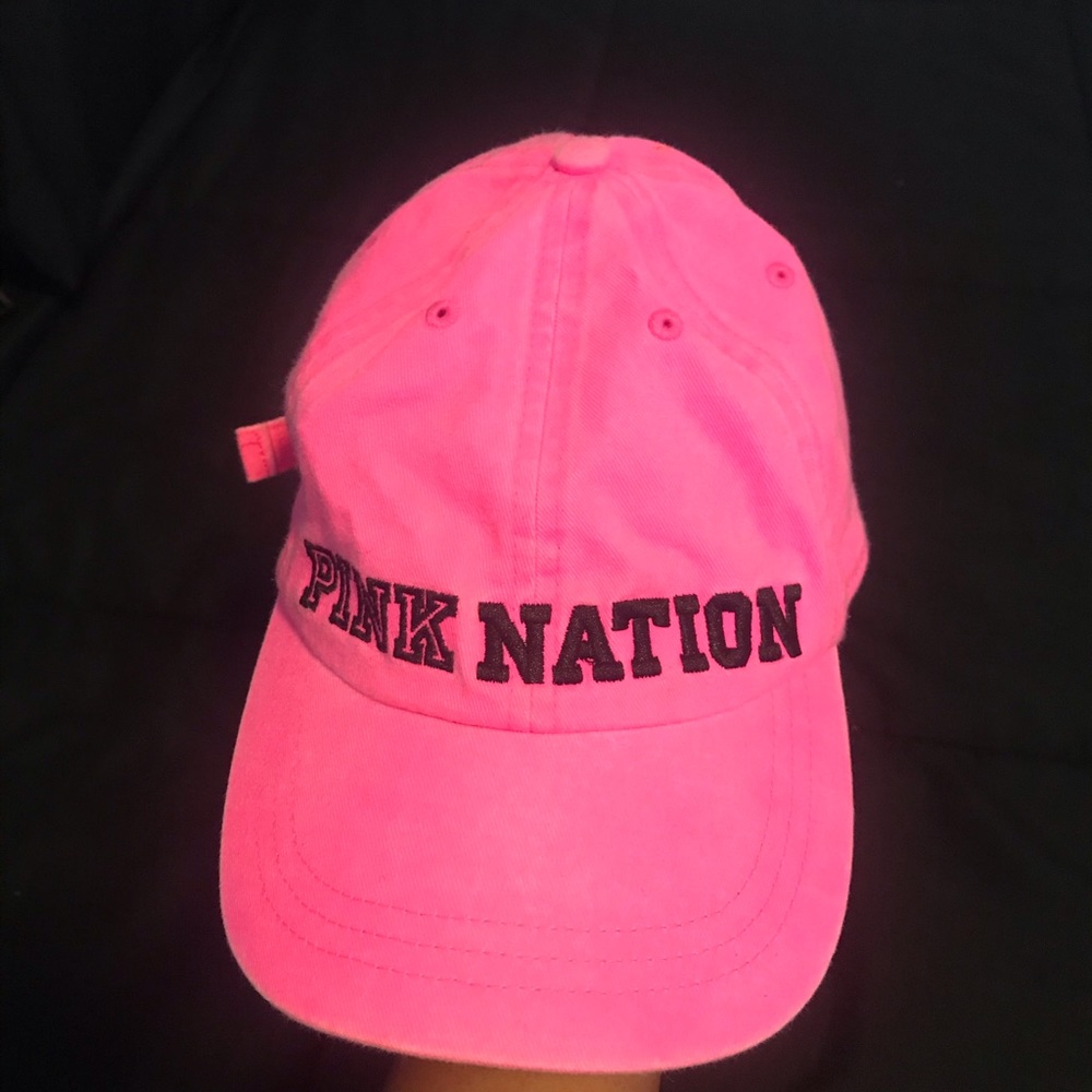Victors secret cap